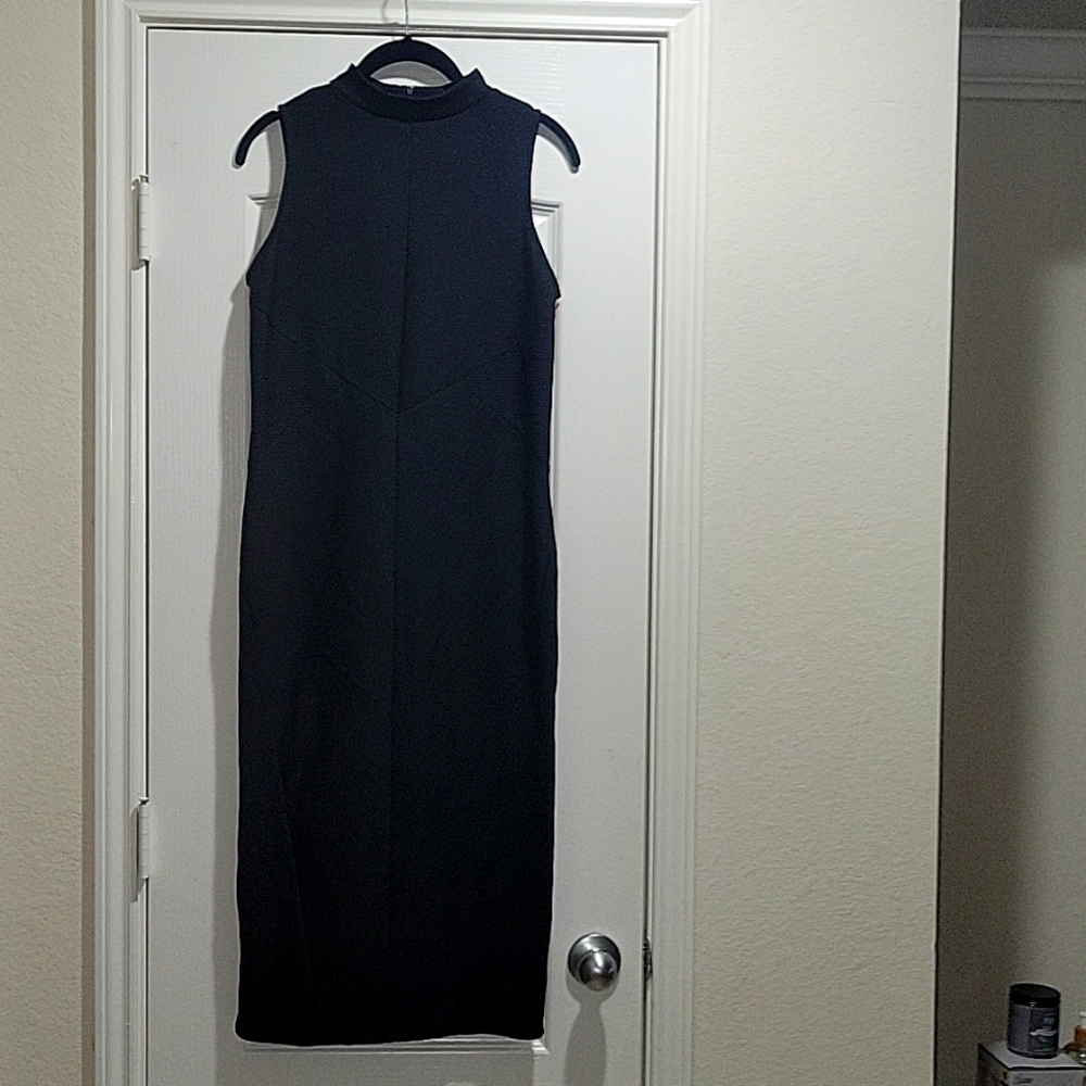 Worthington Size 4 Black Midi Bodycon Dress